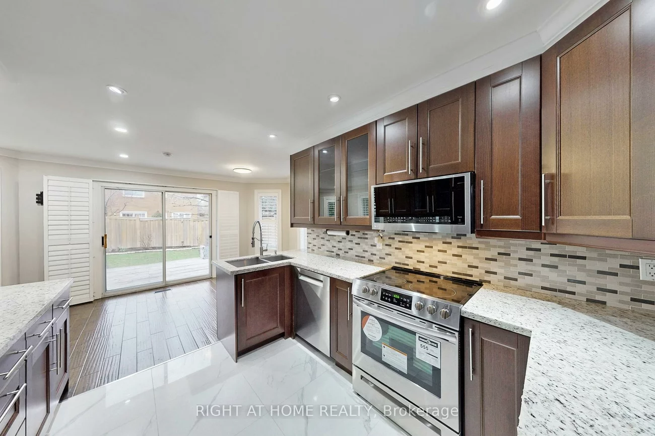 5301, Heritage Hills, Hurontario, Mississauga