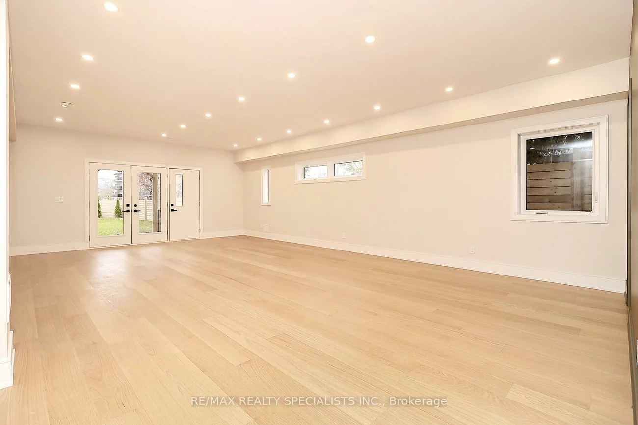 1048, ROOSEVELT, Lakeview, Mississauga