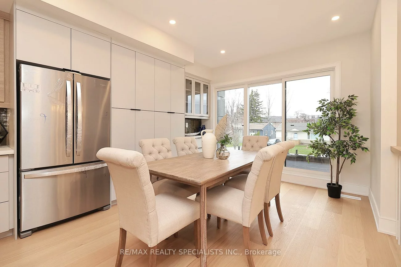 1048, ROOSEVELT, Lakeview, Mississauga