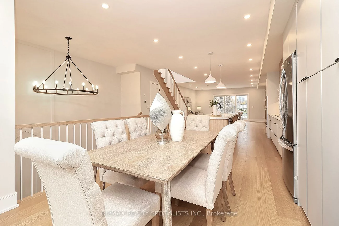 1048, ROOSEVELT, Lakeview, Mississauga