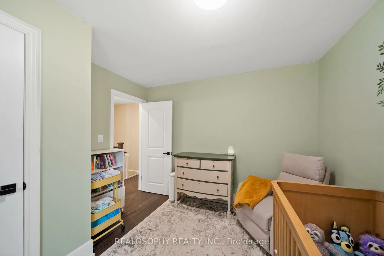 17, Pioneer, Streetsville, Mississauga