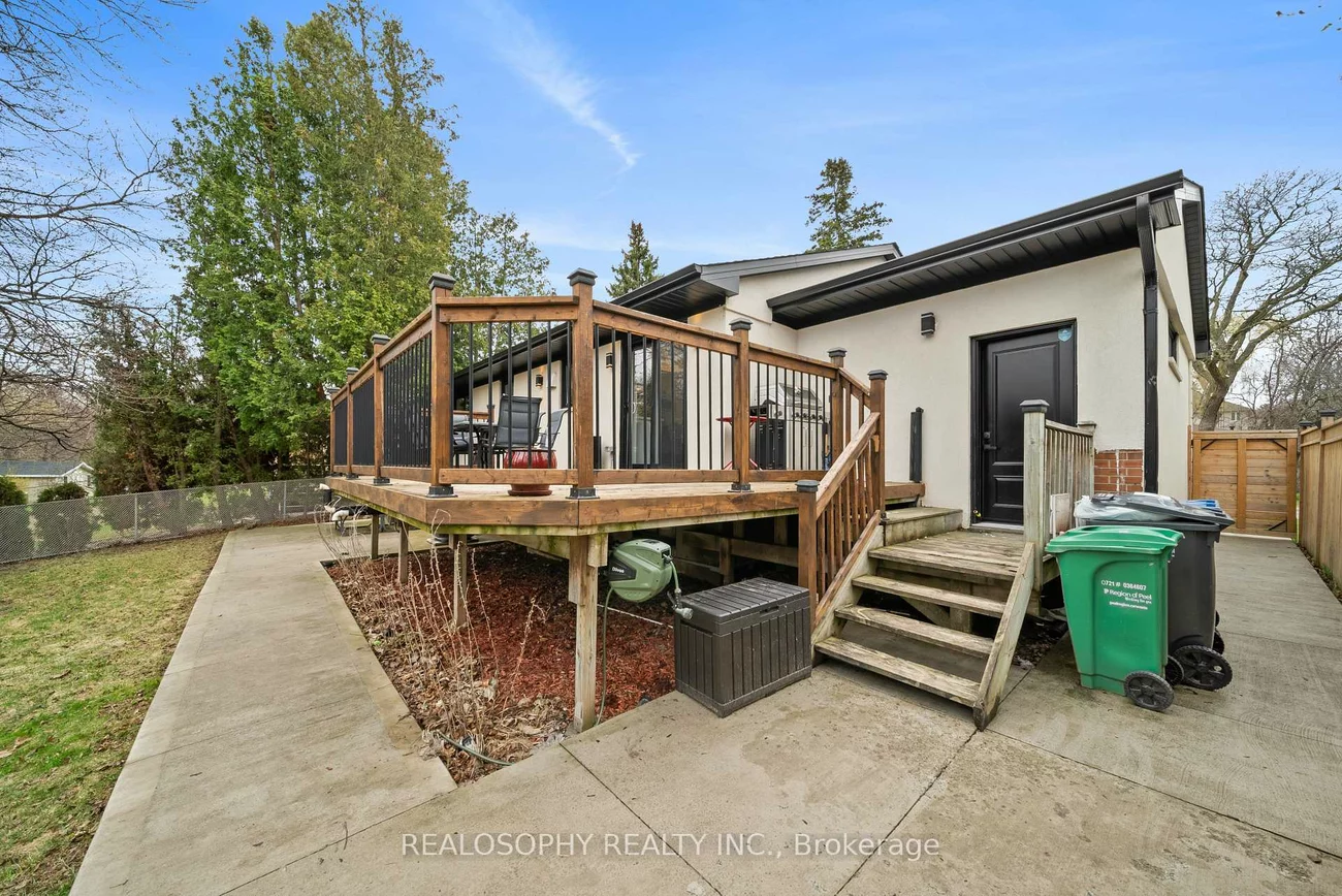 17, Pioneer, Streetsville, Mississauga