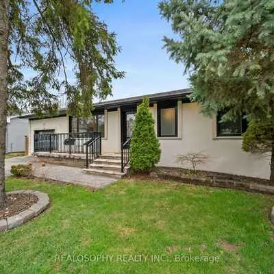 17, Pioneer, Streetsville, Mississauga