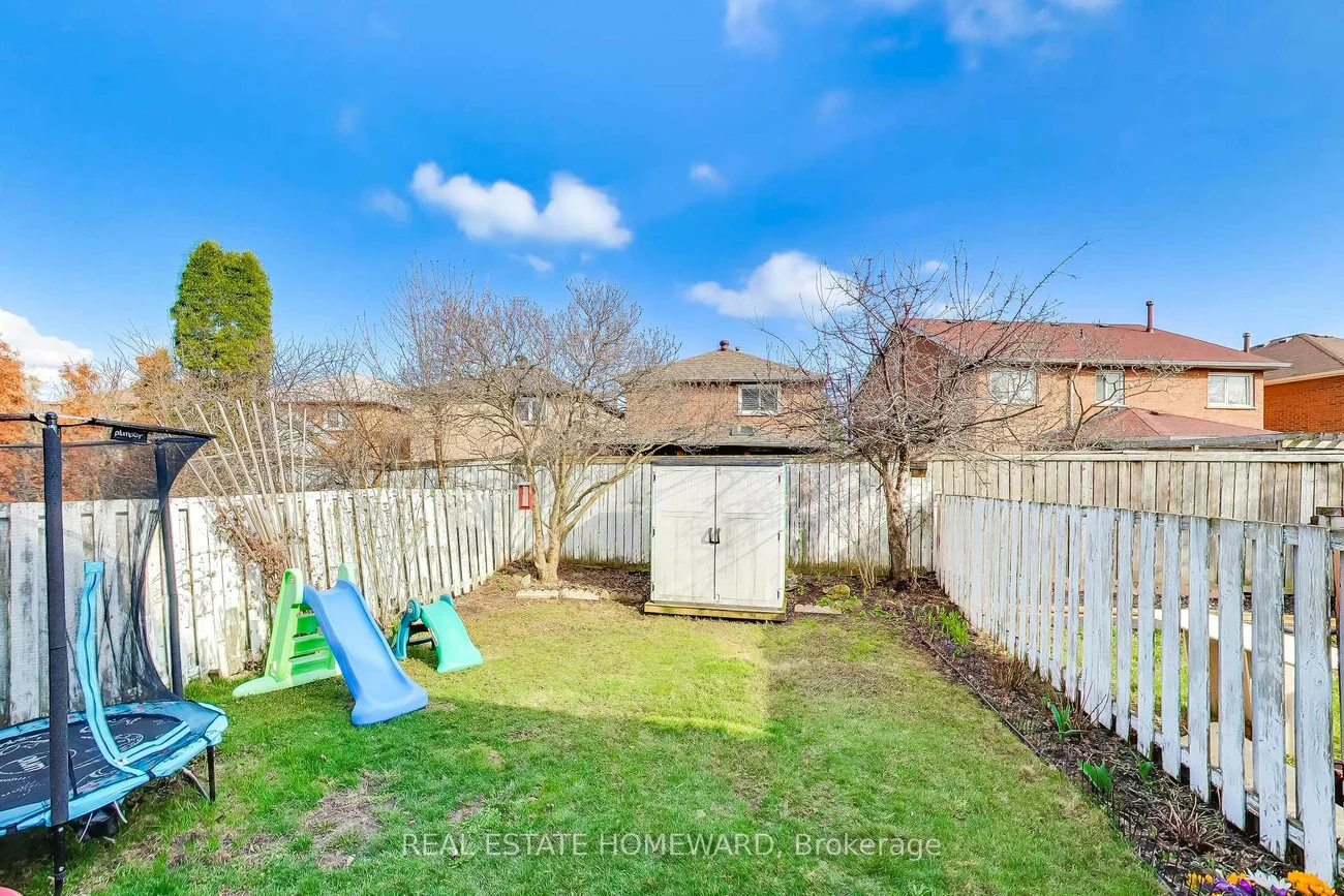 3375, Fenwick, Erin Mills, Mississauga