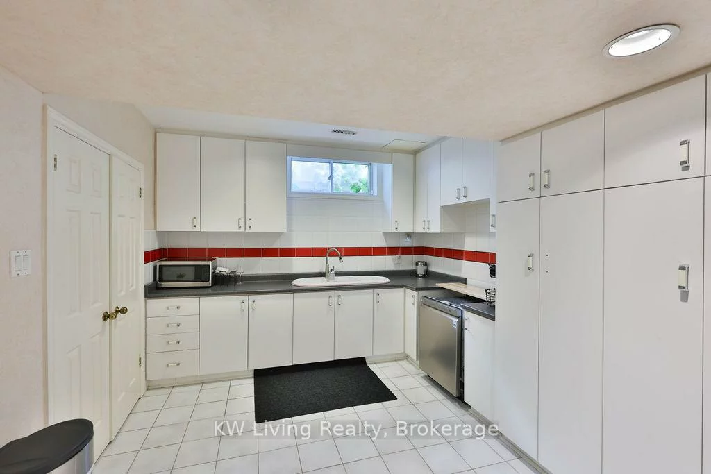 1070, Geran, Sheridan, Mississauga