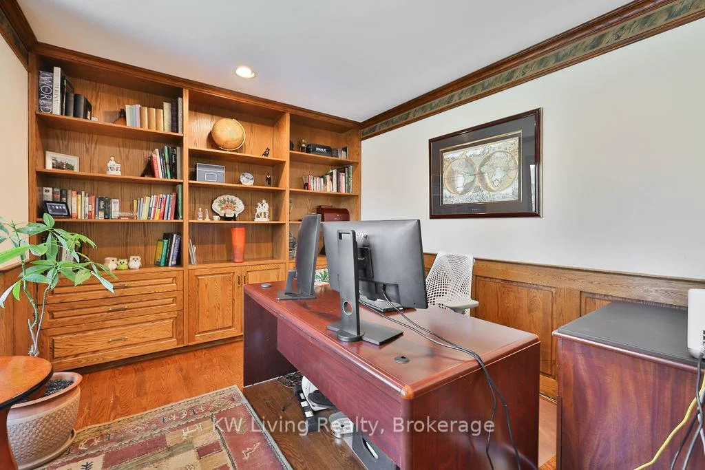 1070, Geran, Sheridan, Mississauga