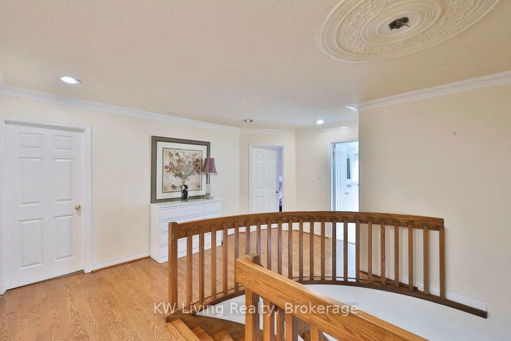 1070, Geran, Sheridan, Mississauga