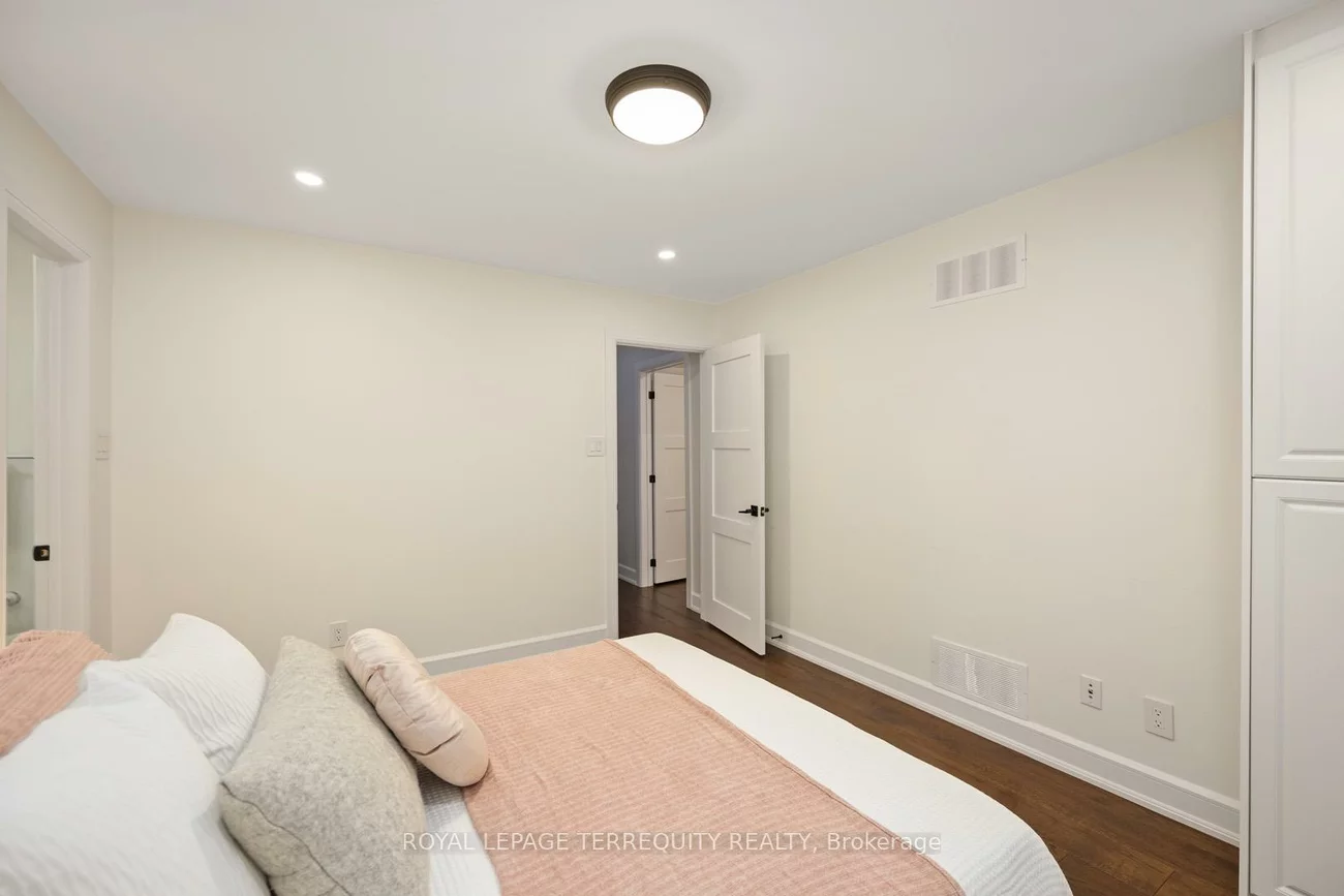 2059, Shawanaga, Sheridan, Mississauga