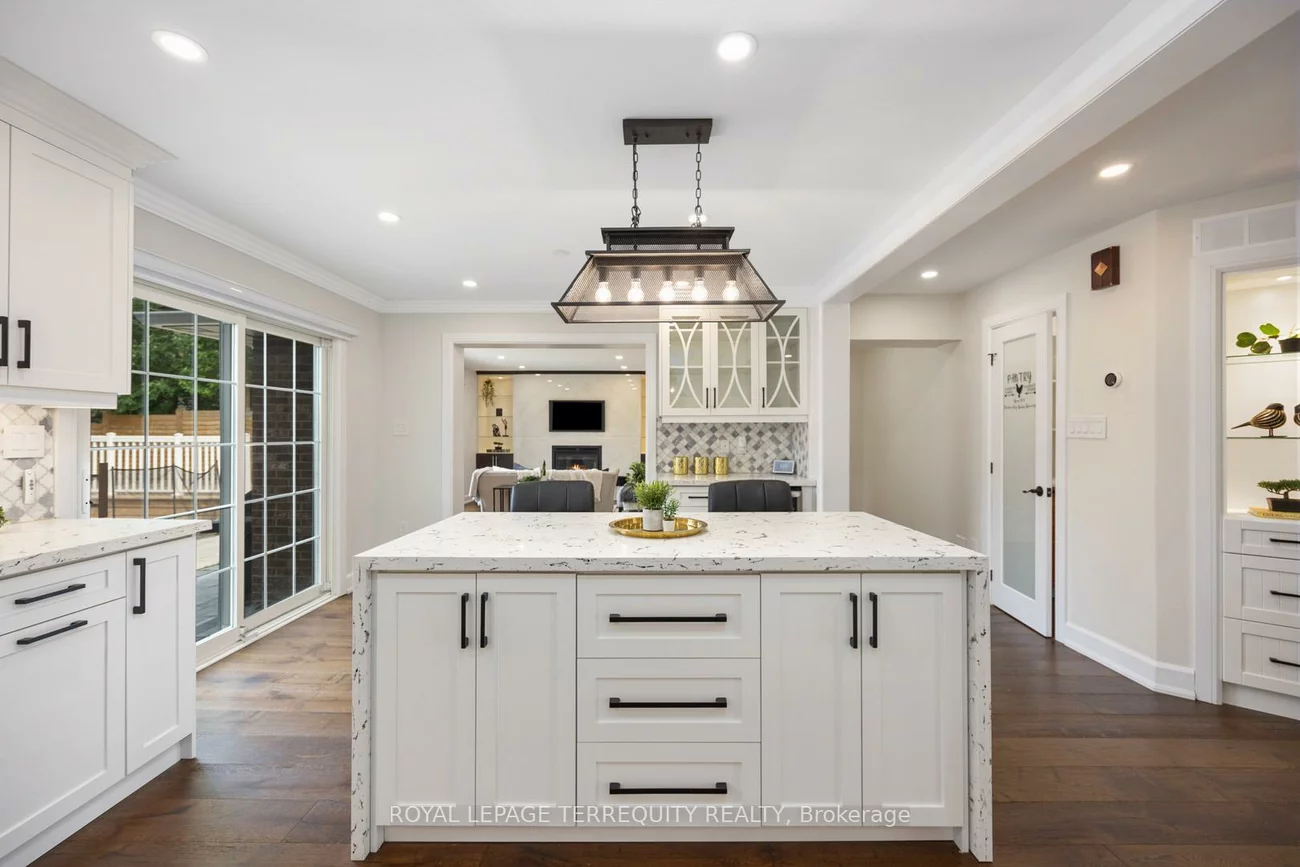 2059, Shawanaga, Sheridan, Mississauga