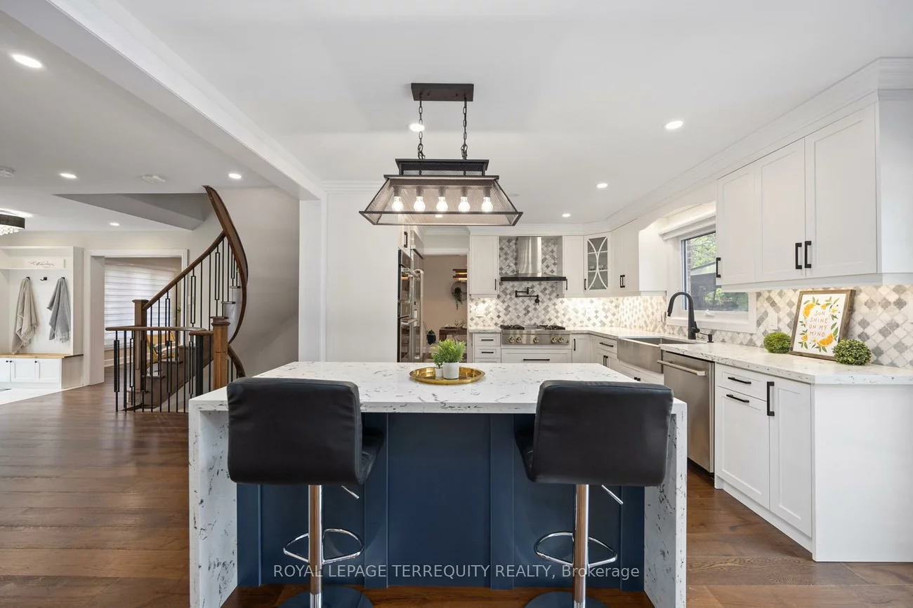 2059, Shawanaga, Sheridan, Mississauga