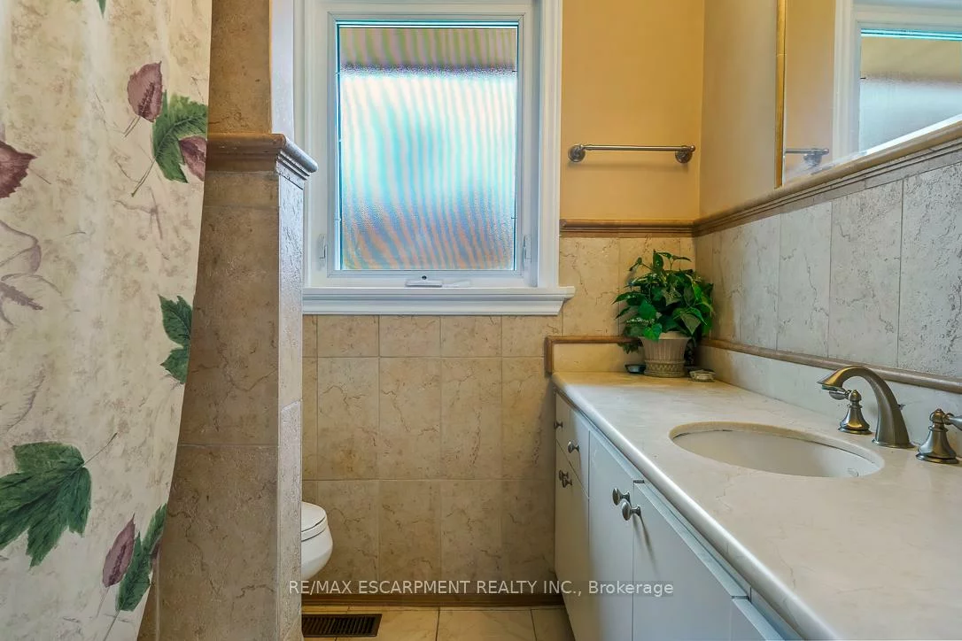 1546, Lorne Wood, Lorne Park, Mississauga