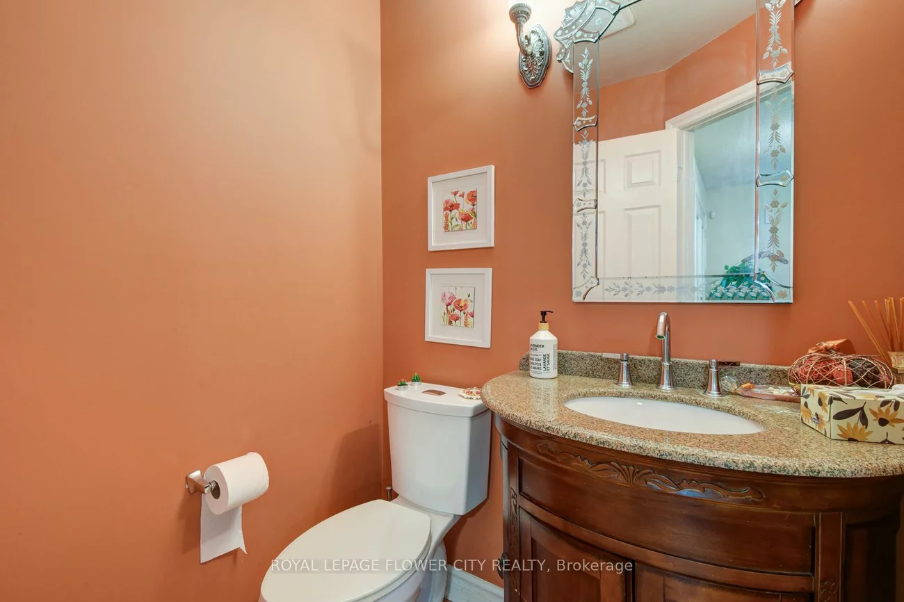 6052, St. Ives, East Credit, Mississauga