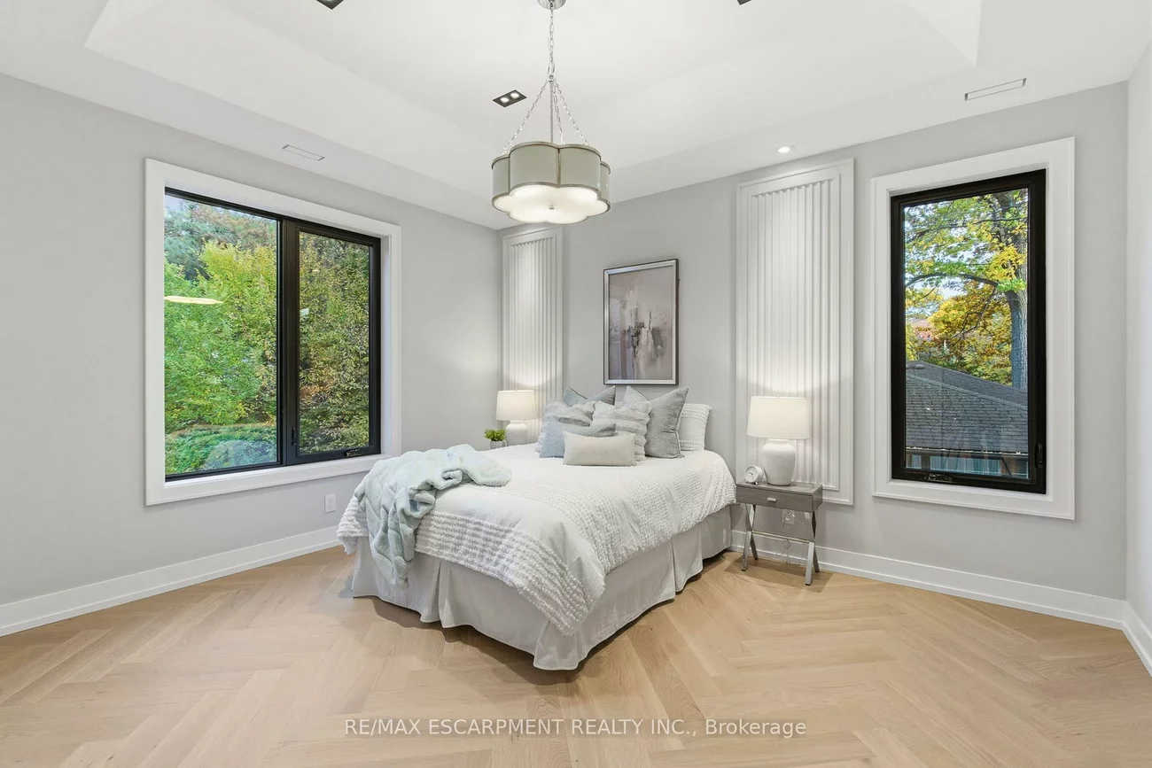 1380, Birchwood Heights, Mineola, Mississauga