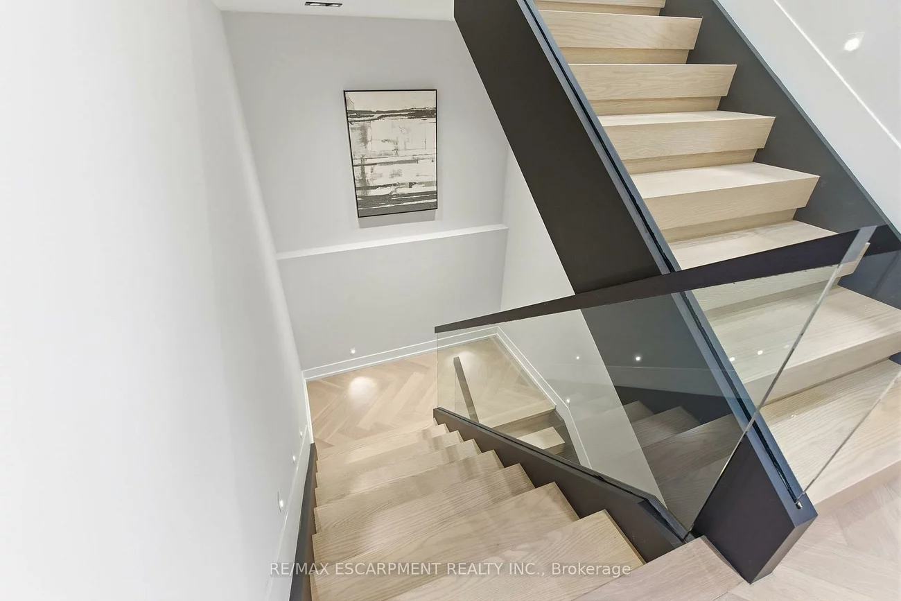 1380, Birchwood Heights, Mineola, Mississauga