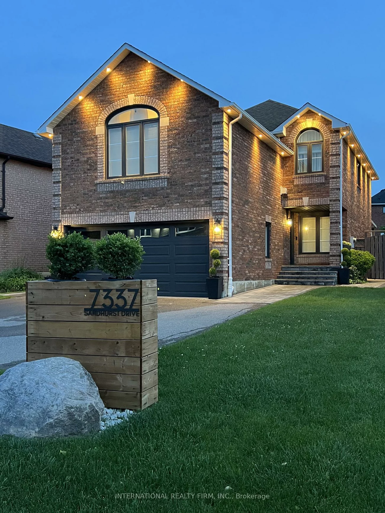 7337, Sandhurst, Lisgar, Mississauga