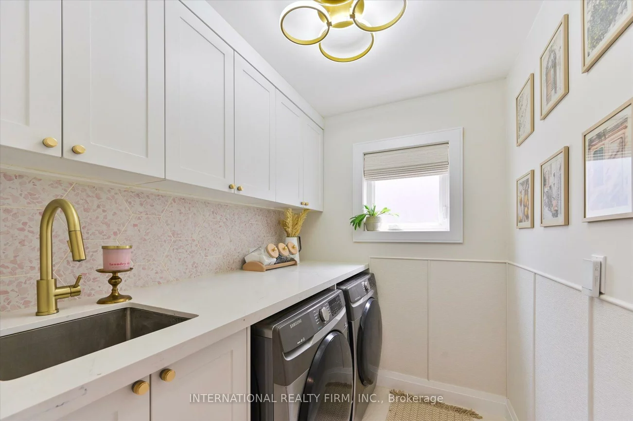 7337, Sandhurst, Lisgar, Mississauga