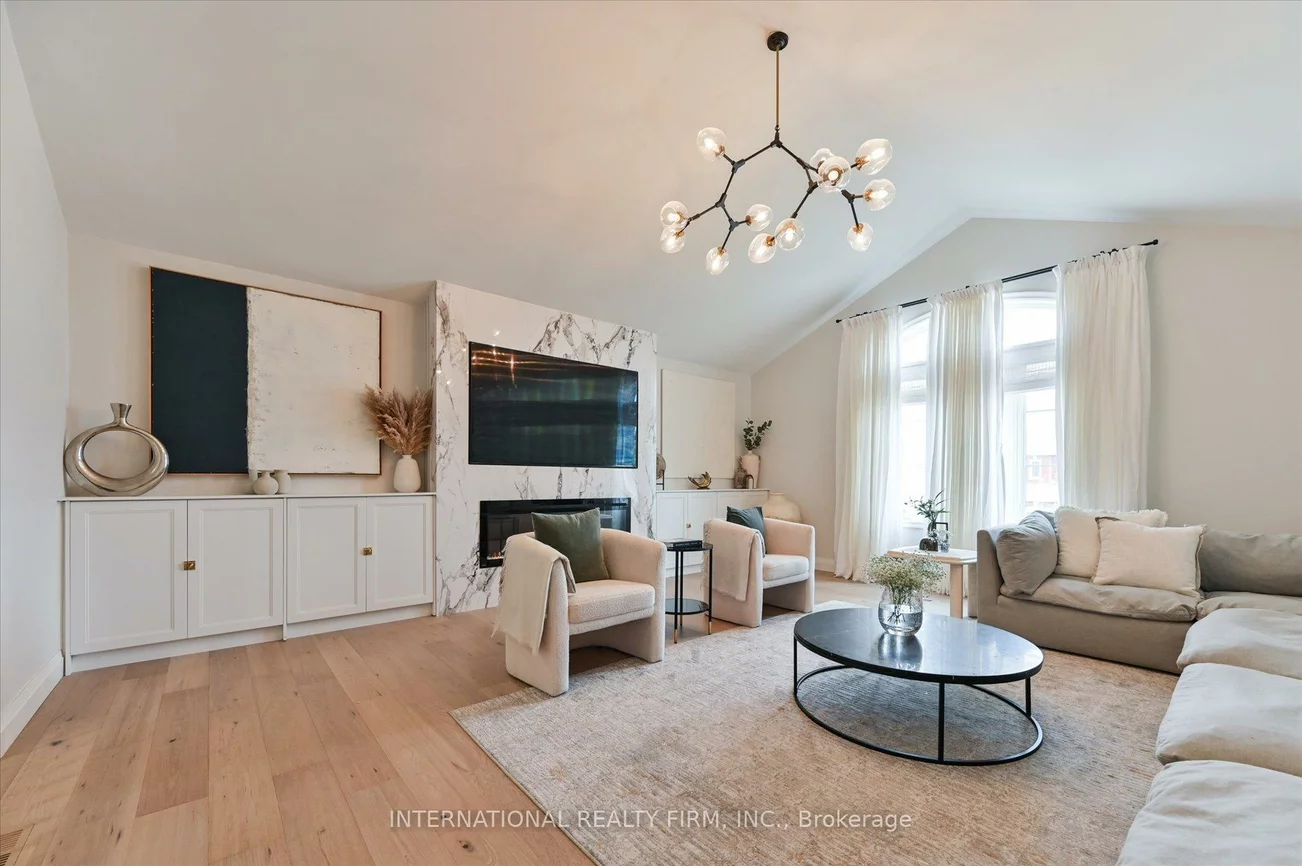 7337, Sandhurst, Lisgar, Mississauga