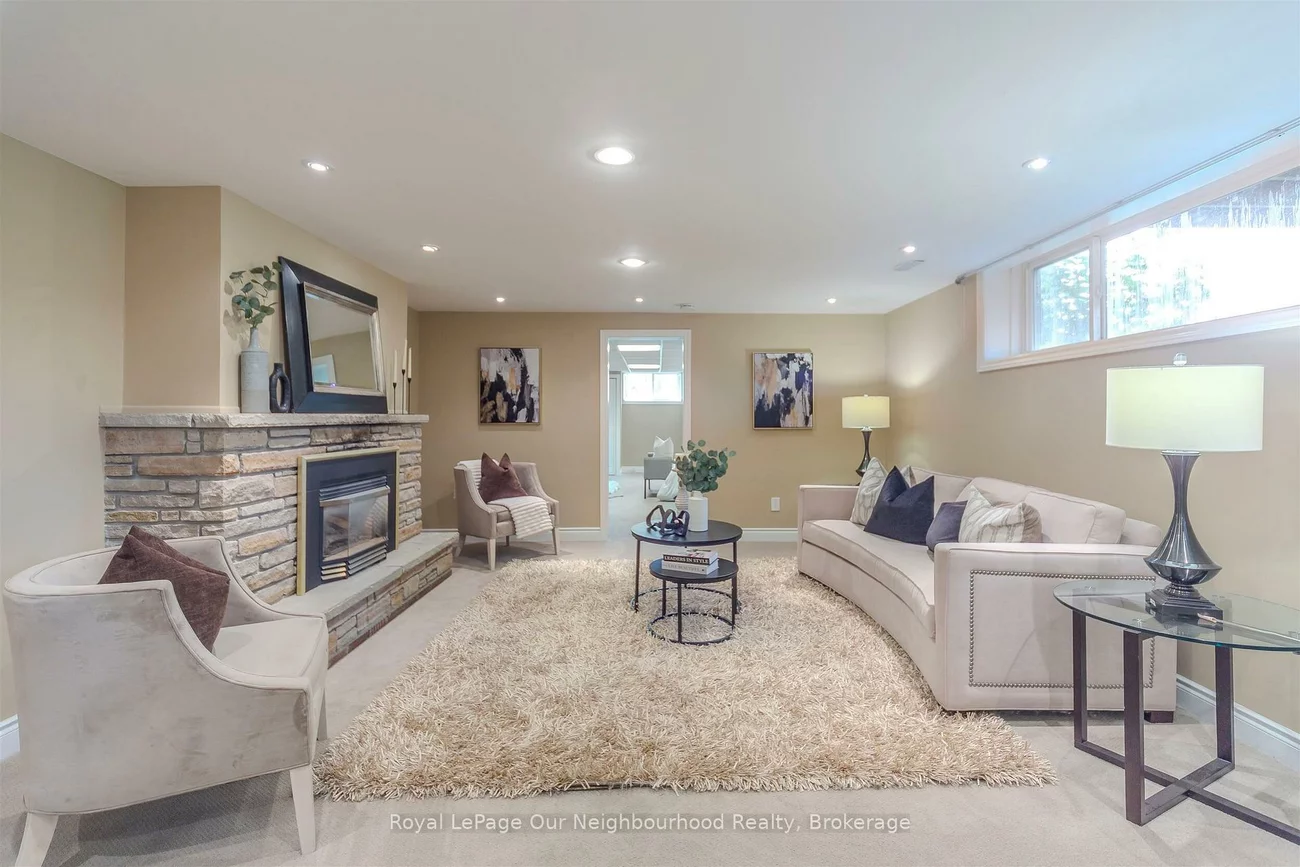 1253, Melton, Lakeview, Mississauga