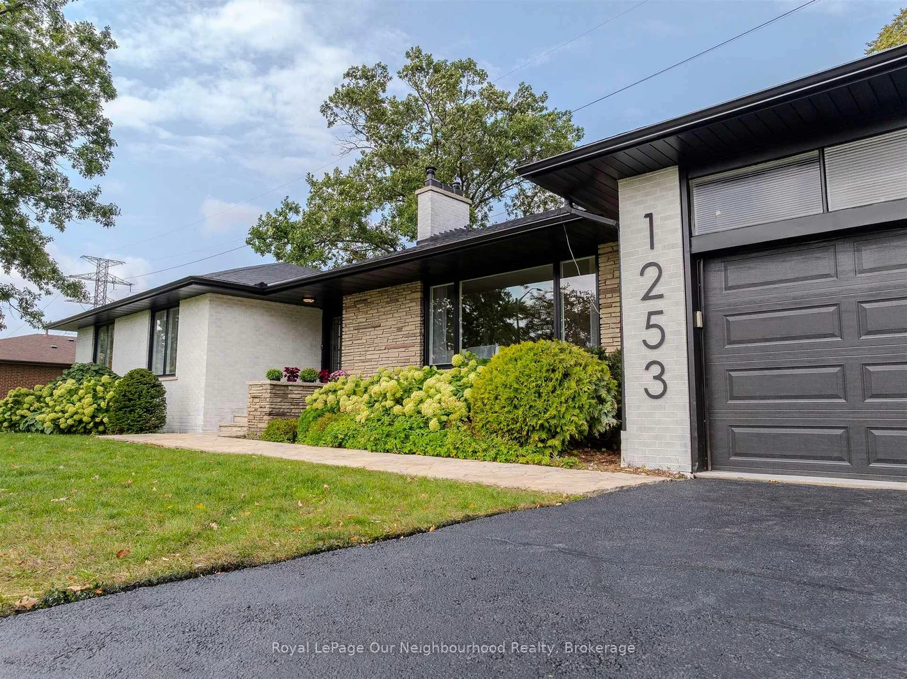 1253, Melton, Lakeview, Mississauga