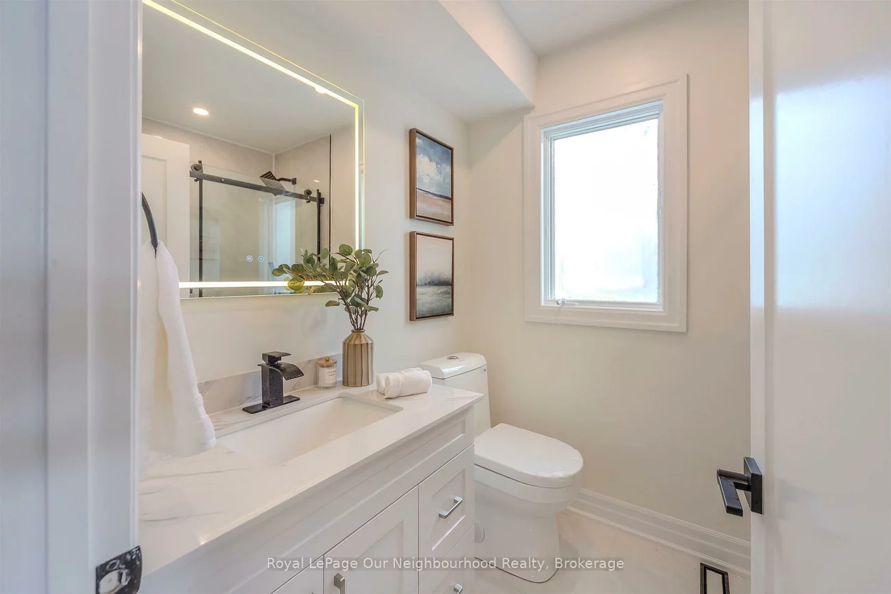 1253, Melton, Lakeview, Mississauga