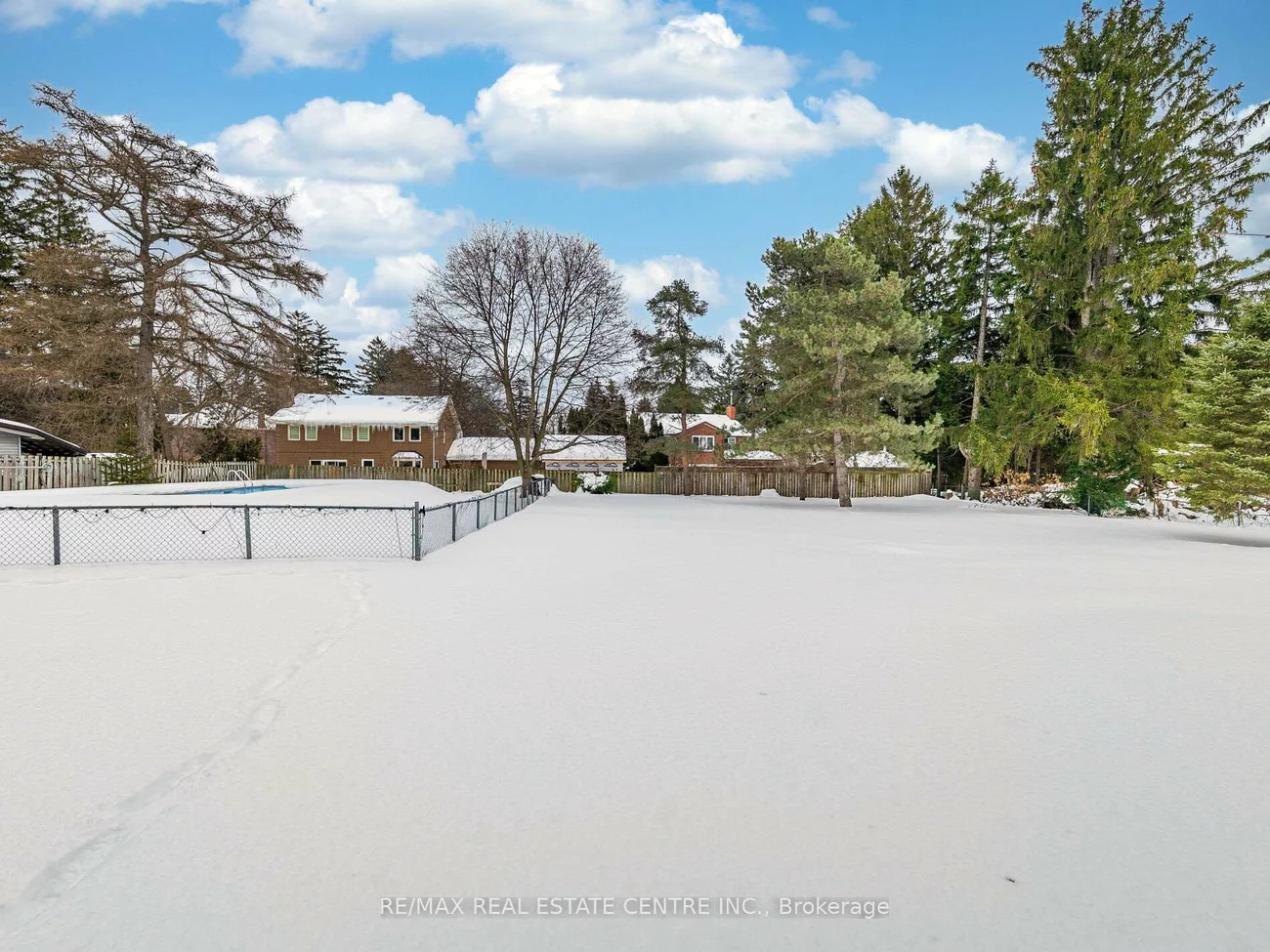 2212, Mississauga, Sheridan, Mississauga
