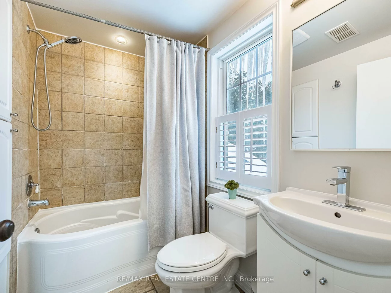 2212, Mississauga, Sheridan, Mississauga