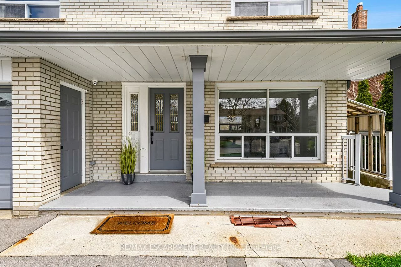 3726, Holden, Mississauga Valleys, Mississauga