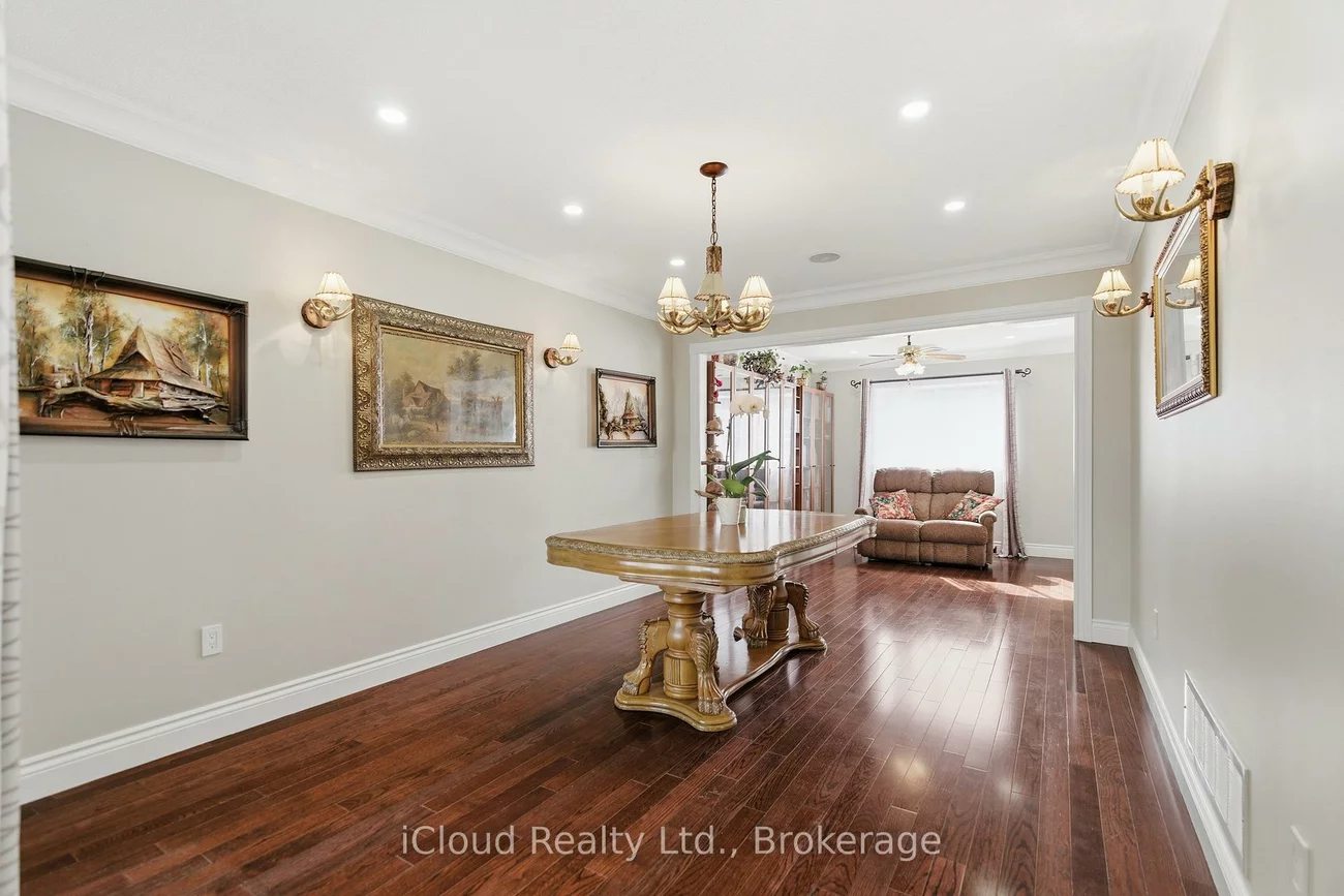7389, Sandhurst, Lisgar, Mississauga