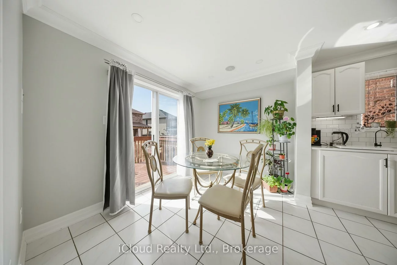 7389, Sandhurst, Lisgar, Mississauga