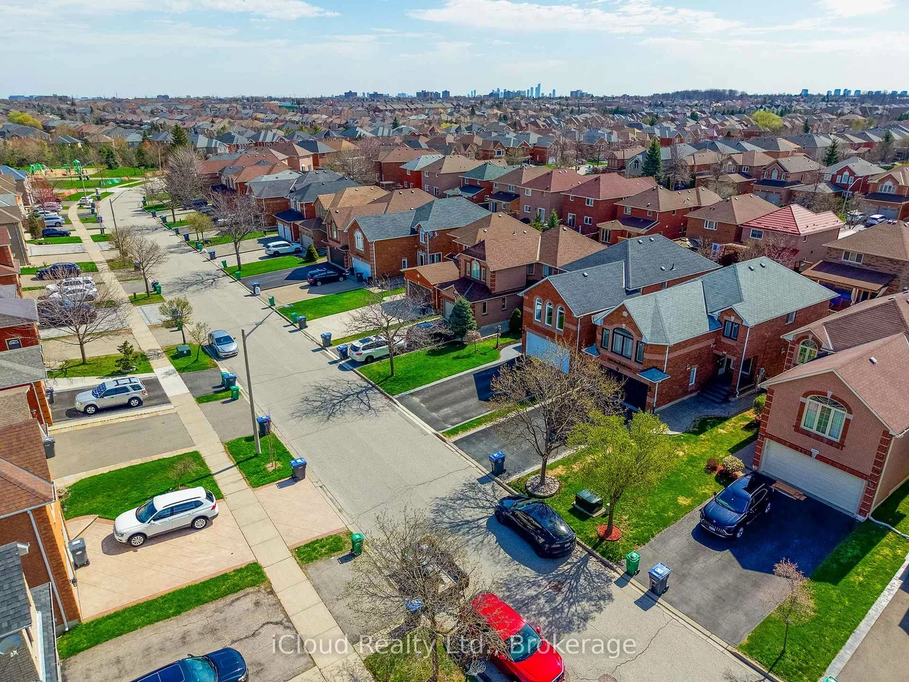 7389, Sandhurst, Lisgar, Mississauga
