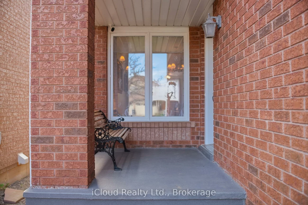 7389, Sandhurst, Lisgar, Mississauga