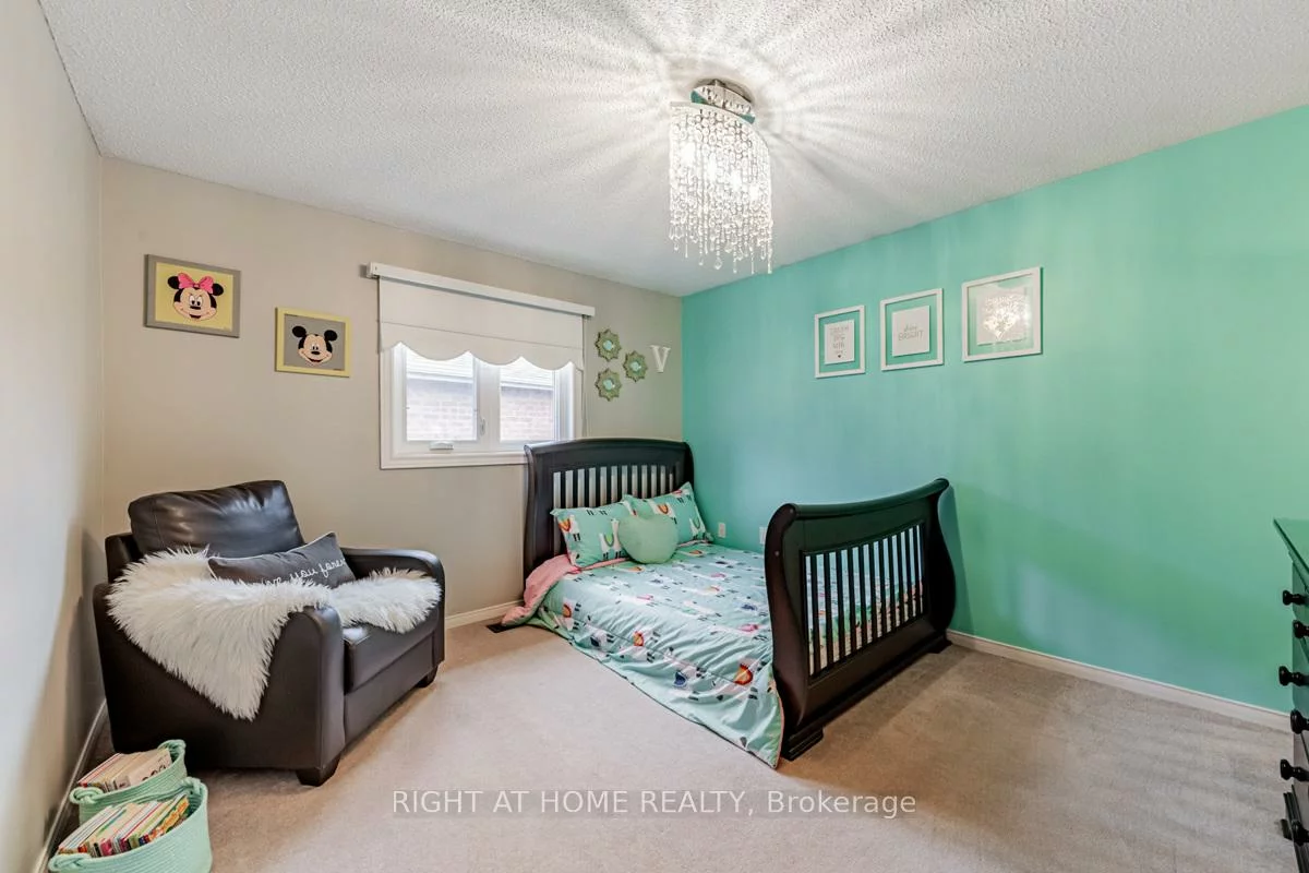 3655, Loyalist, Erin Mills, Mississauga