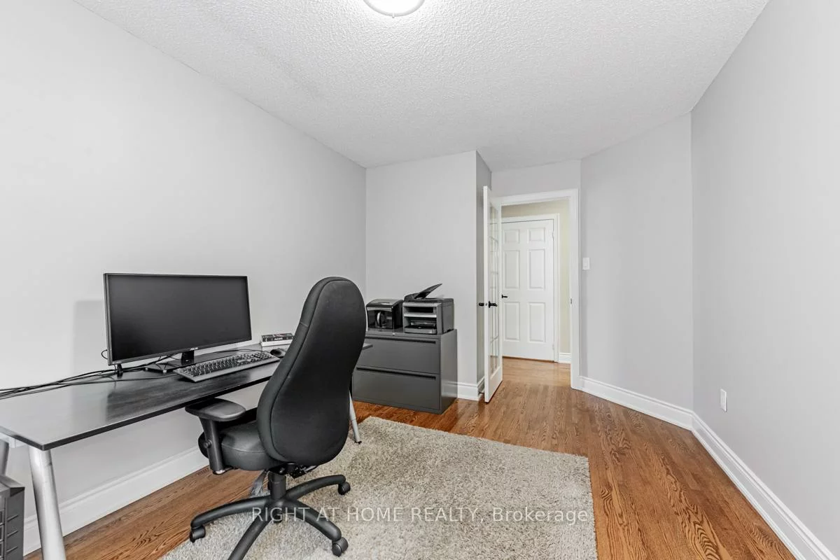 3655, Loyalist, Erin Mills, Mississauga