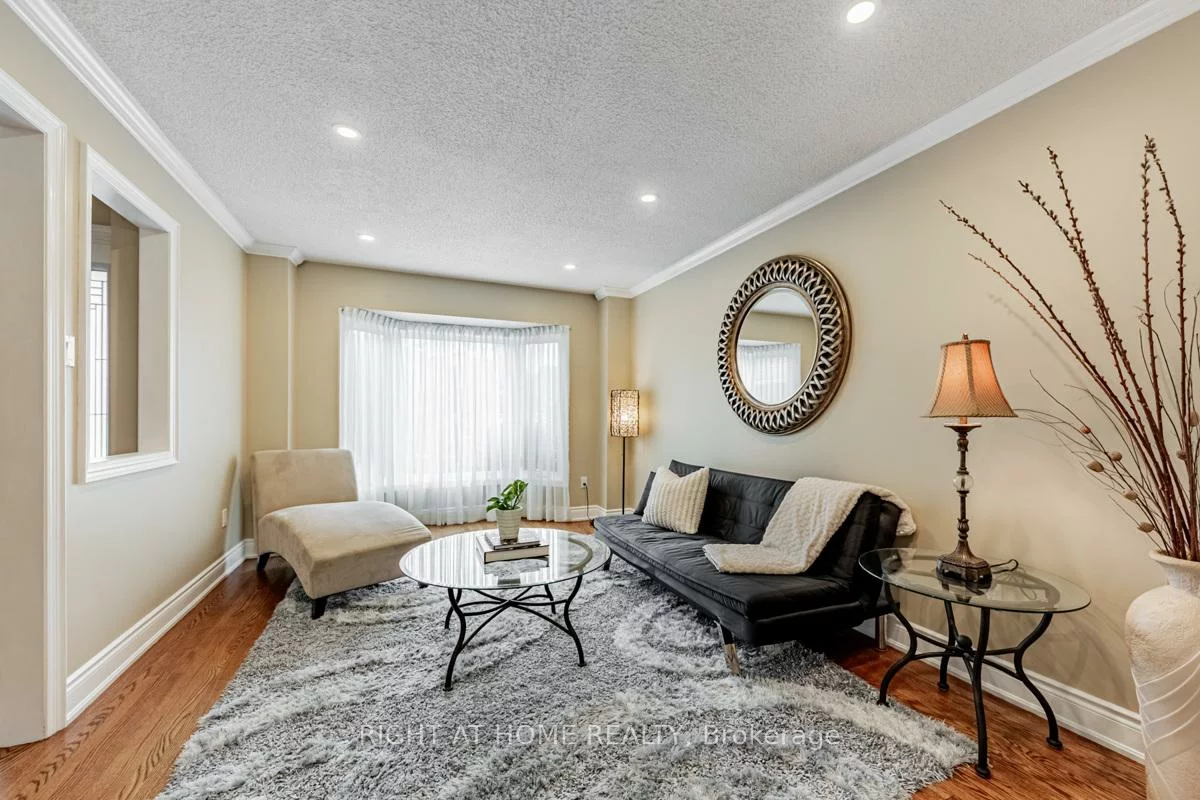 3655, Loyalist, Erin Mills, Mississauga