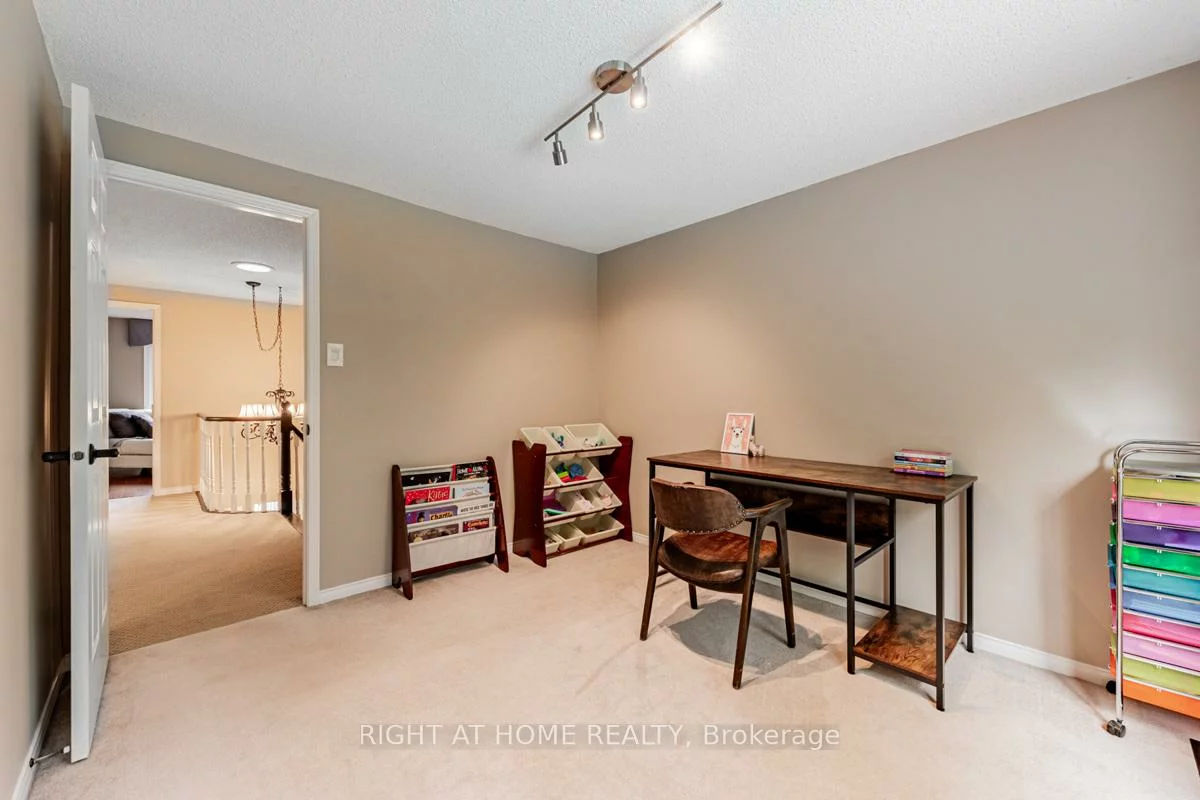 3655, Loyalist, Erin Mills, Mississauga