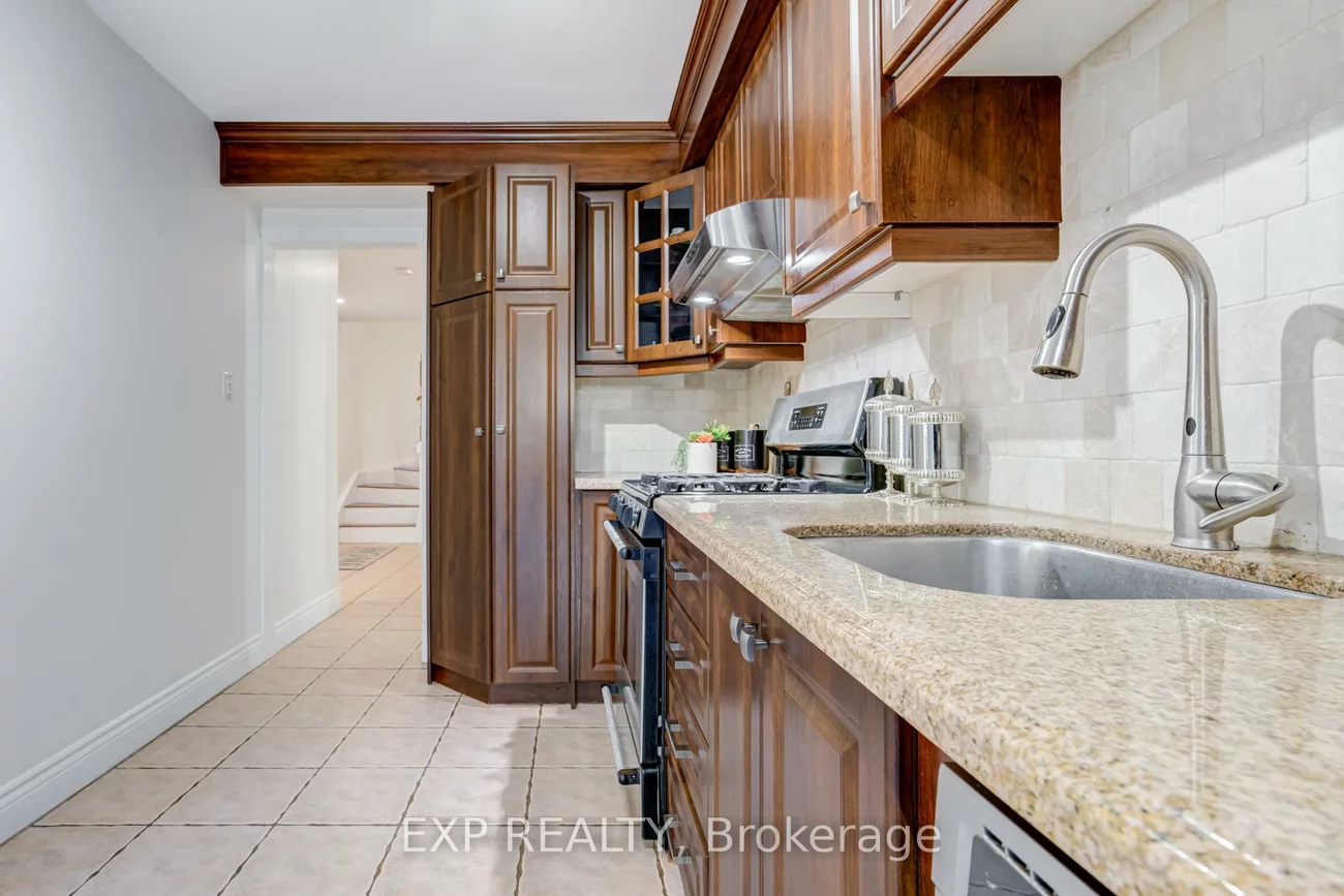 3283, Bobwhite, Lisgar, Mississauga