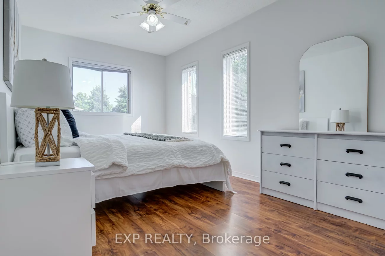 3283, Bobwhite, Lisgar, Mississauga