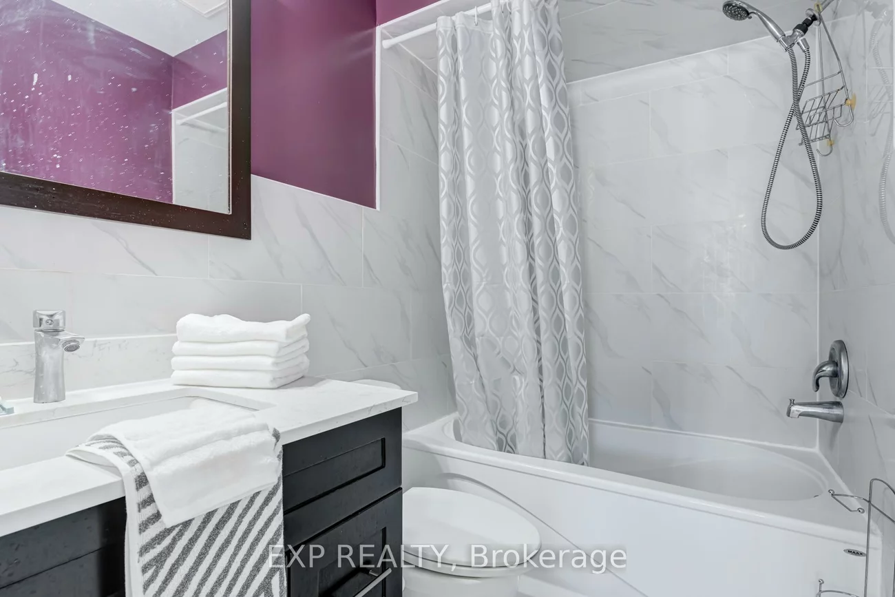 3283, Bobwhite, Lisgar, Mississauga