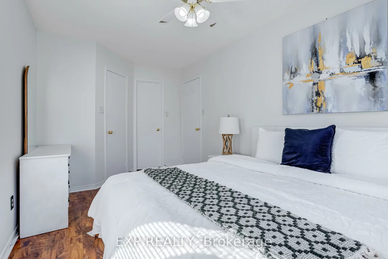 3283, Bobwhite, Lisgar, Mississauga