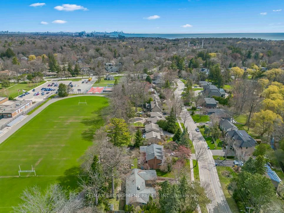 1443, Birchwood, Lorne Park, Mississauga