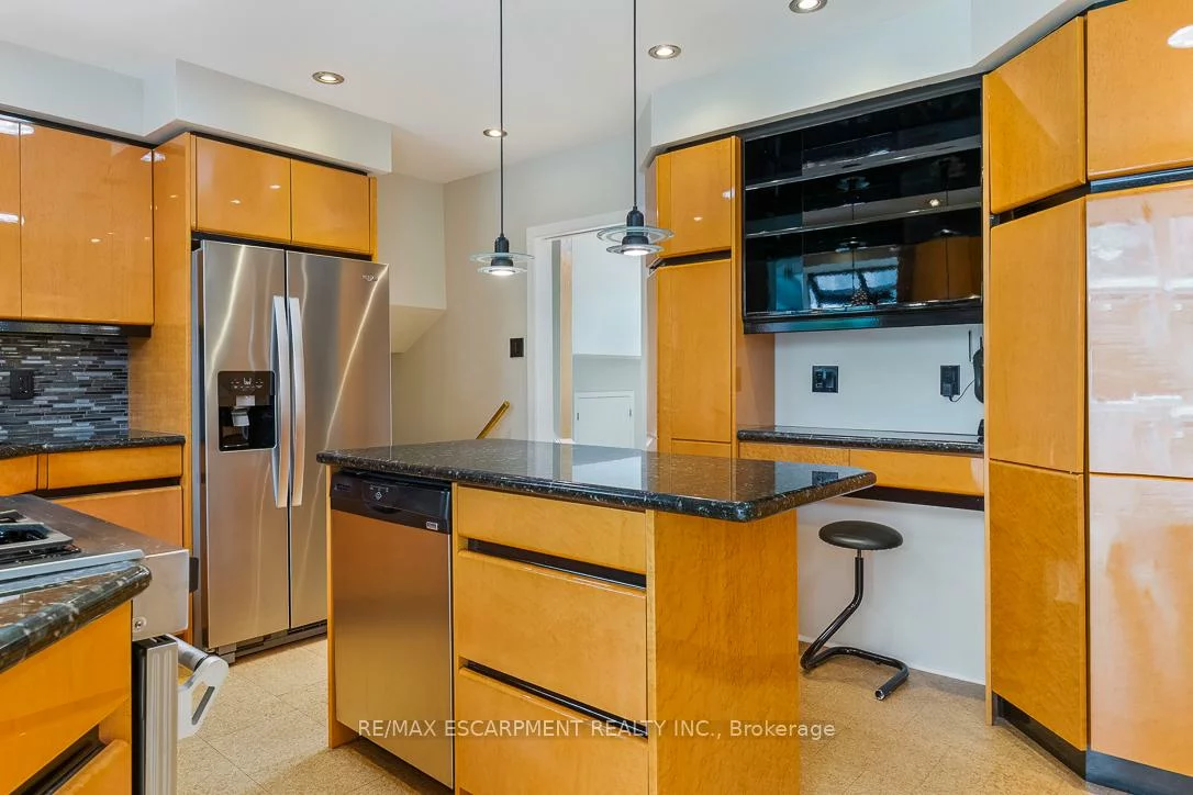 1443, Birchwood, Lorne Park, Mississauga