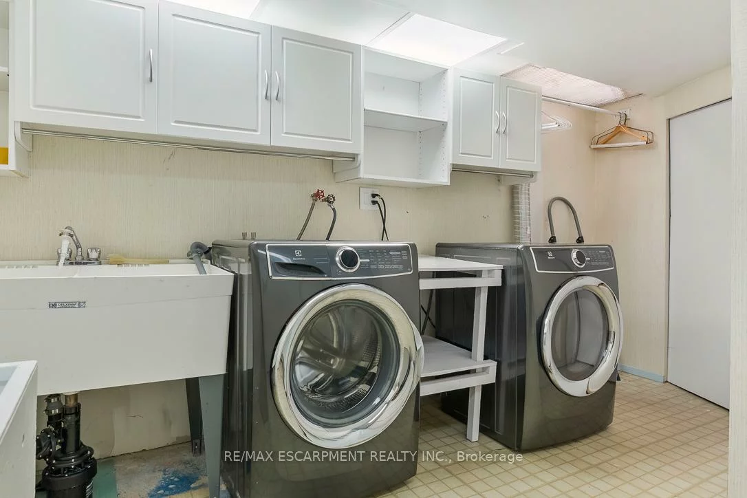 1443, Birchwood, Lorne Park, Mississauga