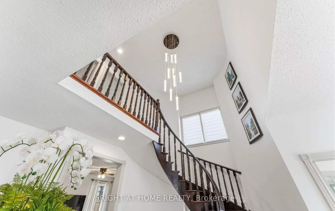 1665, Asgard, Lakeview, Mississauga