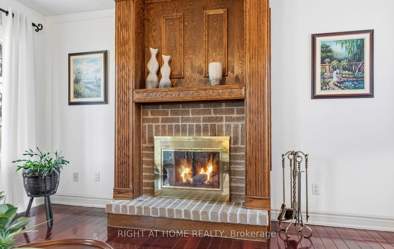 1665, Asgard, Lakeview, Mississauga