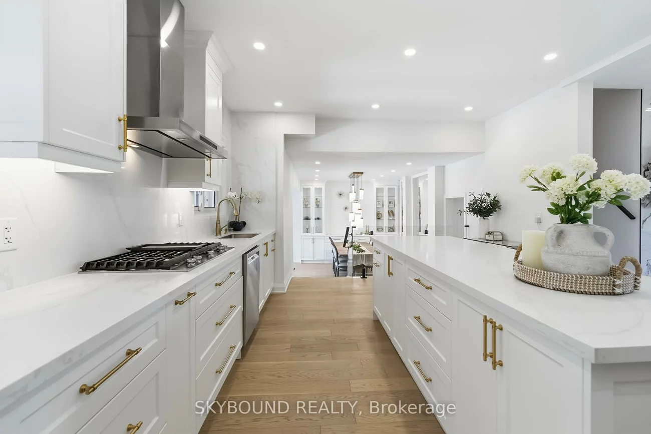 2711, Spruce Needle, Erin Mills, Mississauga