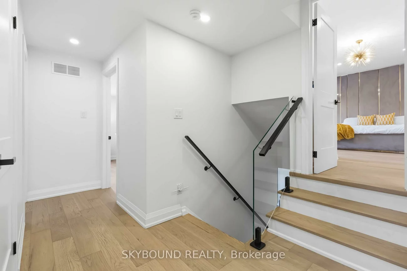 2711, Spruce Needle, Erin Mills, Mississauga