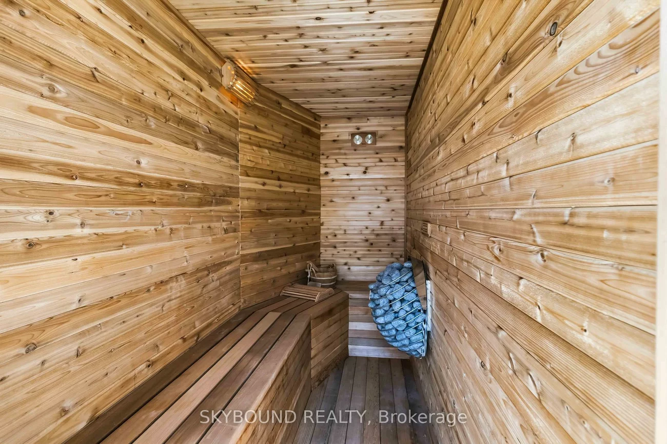 2711, Spruce Needle, Erin Mills, Mississauga