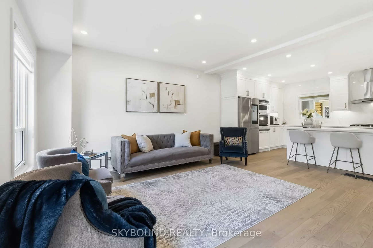 2711, Spruce Needle, Erin Mills, Mississauga