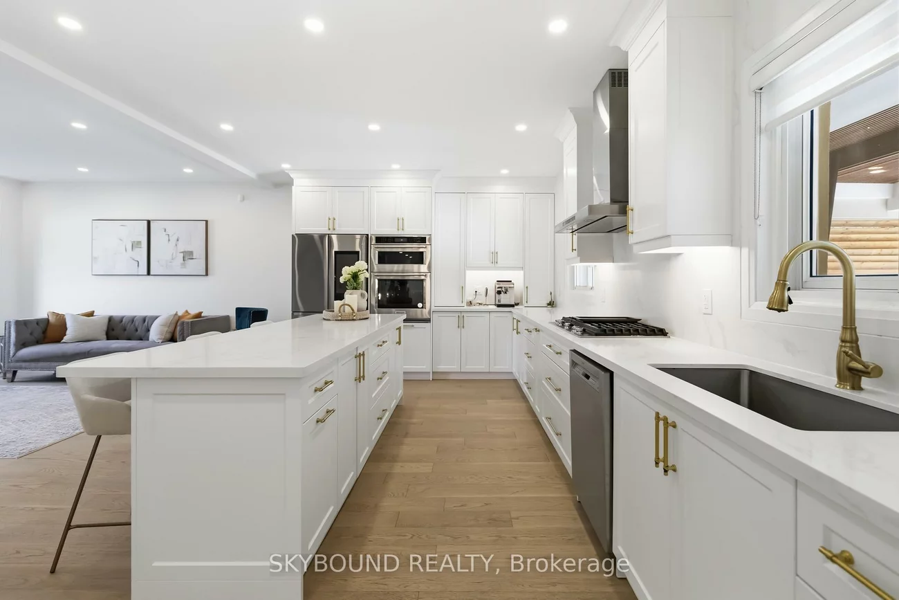 2711, Spruce Needle, Erin Mills, Mississauga