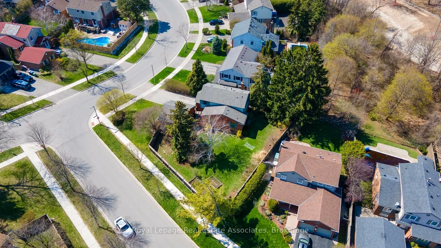 4107, Rolling Valley, Erin Mills, Mississauga